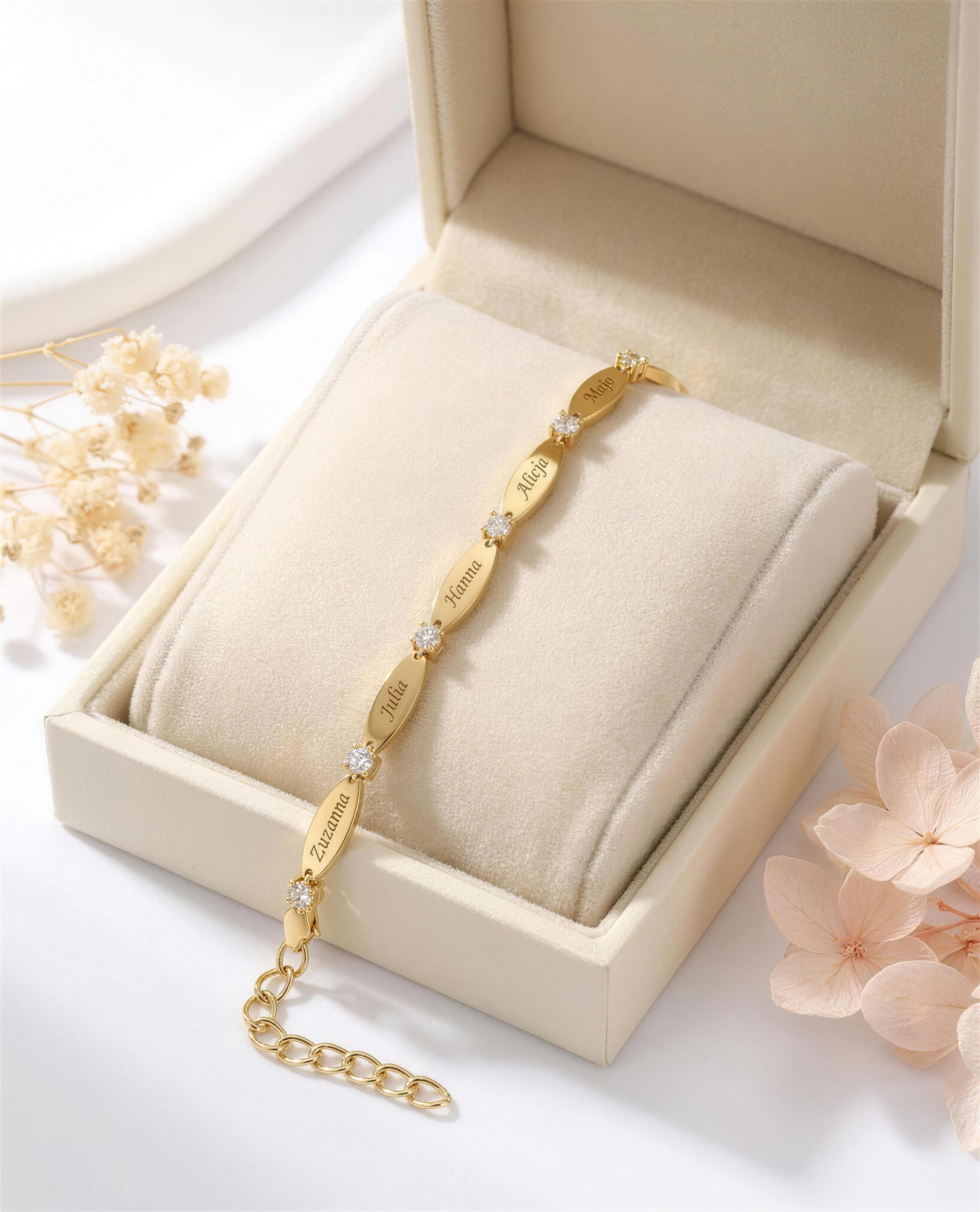 Nomelia bracelet gift box